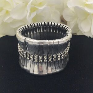 🌺 KIAM FAMILY | Stretching Bracelet
